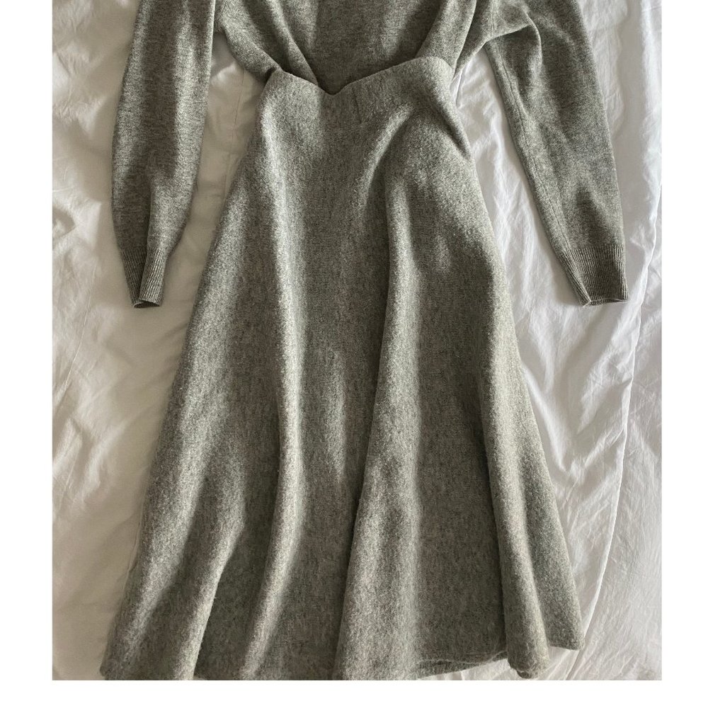 Uniqlo Grey Midi Skirt